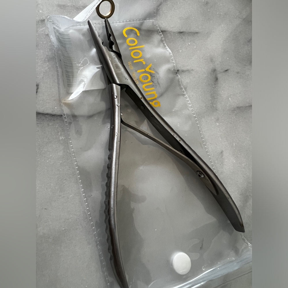 Beaded hair extensions pliers